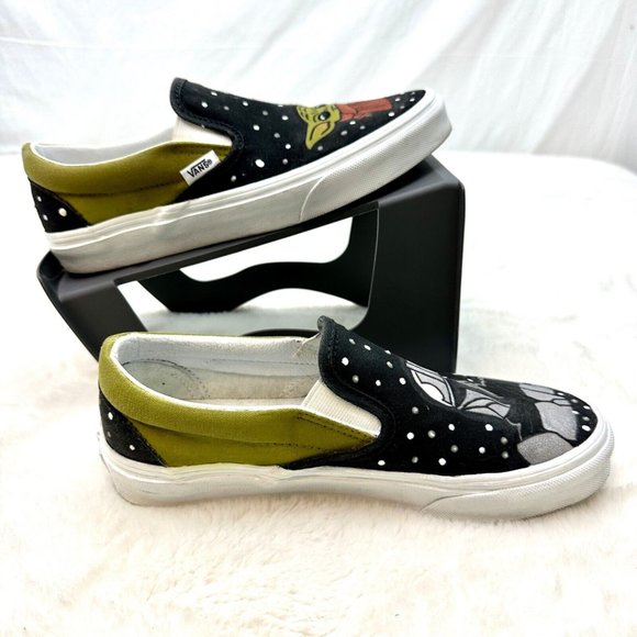 Custom One of A Kind Hand Painted Star Wars Mandalorian & Grogu Vans Unisex 5.5 - Picture 3 of 12